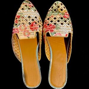 Brand New Indian Beige Beaded Flip flops Mojari For Women 10